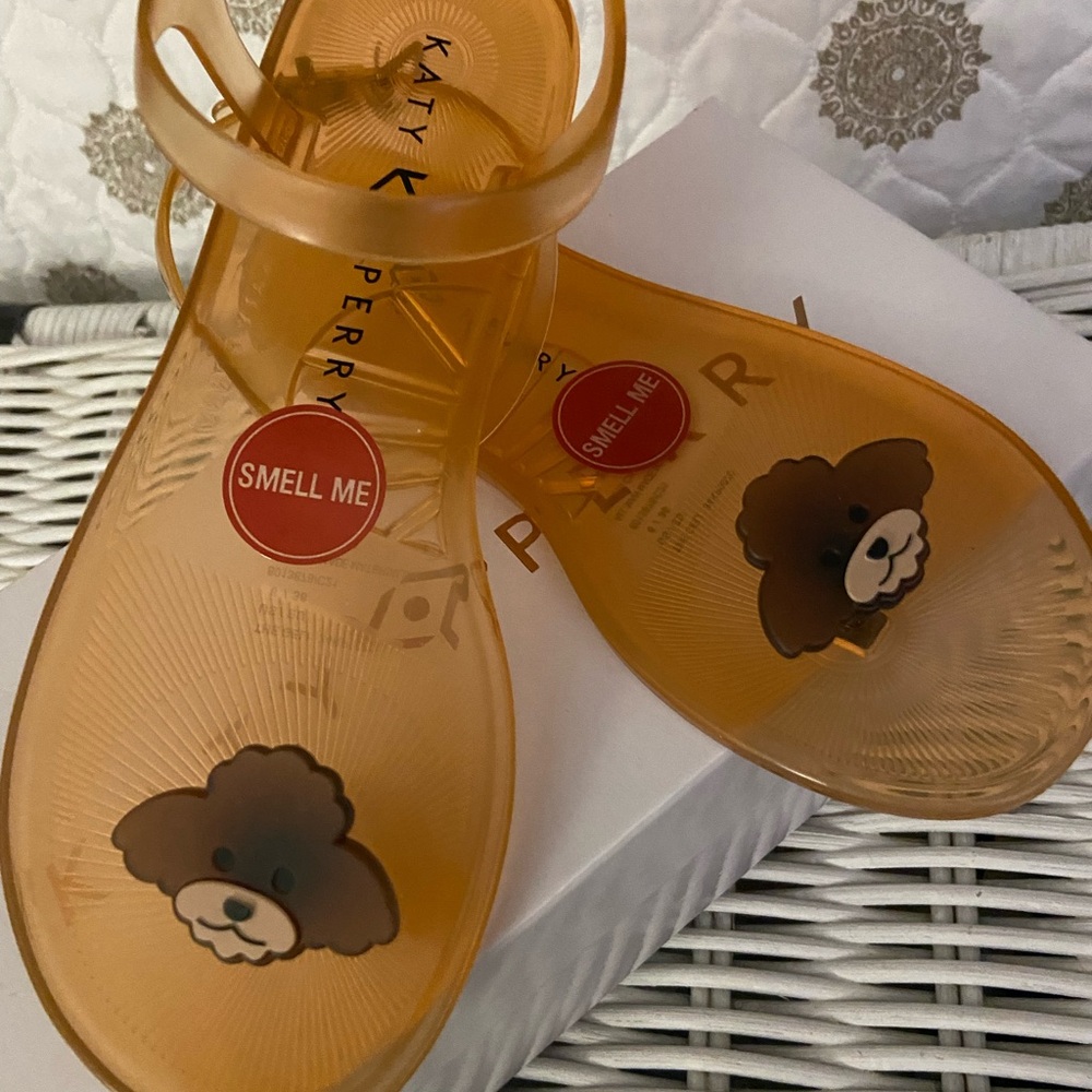 KATY PERRY Gel Sandals “Nugget” 6M New in Box